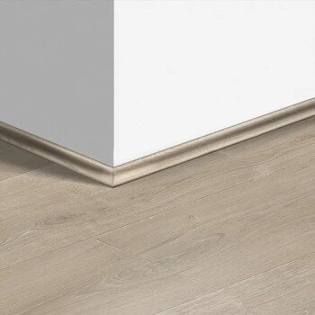 Ламинированный плинтус Quick-Step Скоция | QSSCOT04764MD240